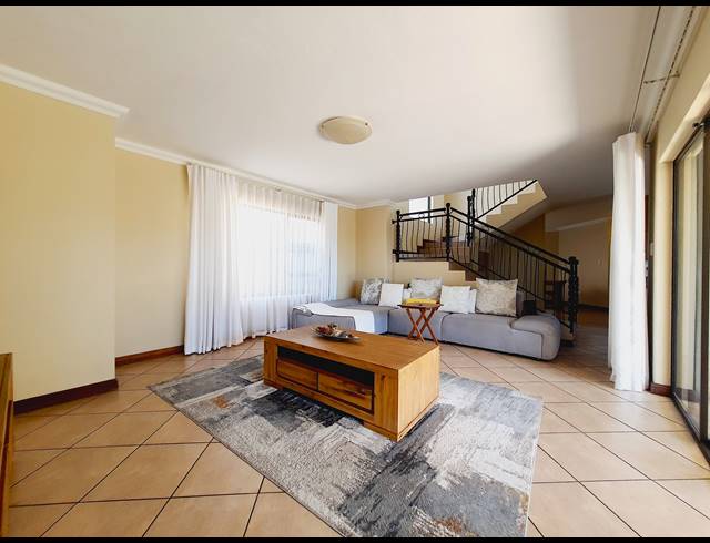 4 BEDROOM FREEHOLD FOR SALE IN CARLSWALD NORTH ESTATE